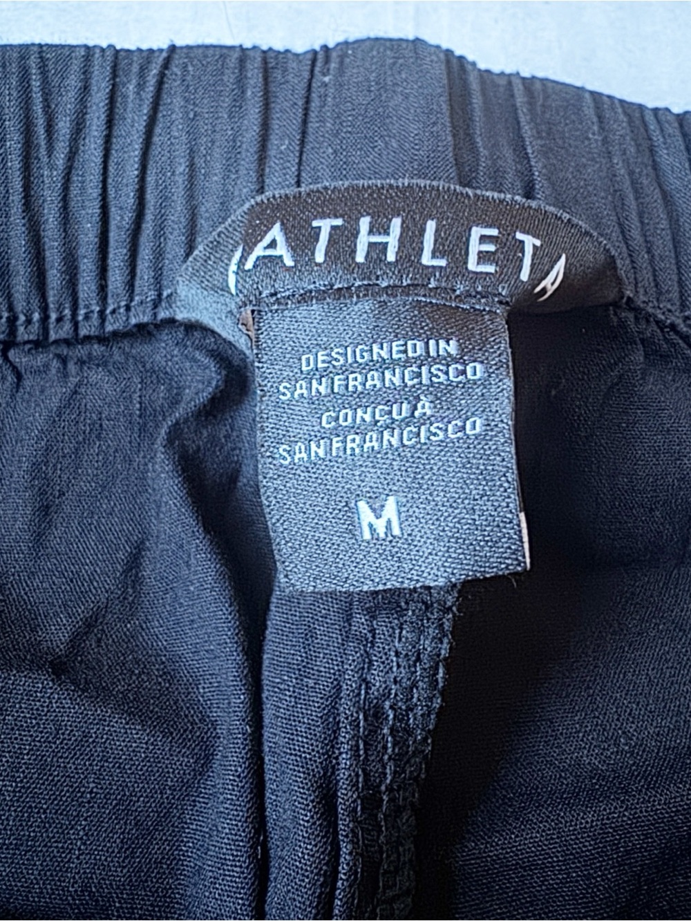 Athleta New Paradise Straight Leg Cargo
Pants Linen Blend In black Size M
NWT - Picture 11 of 16